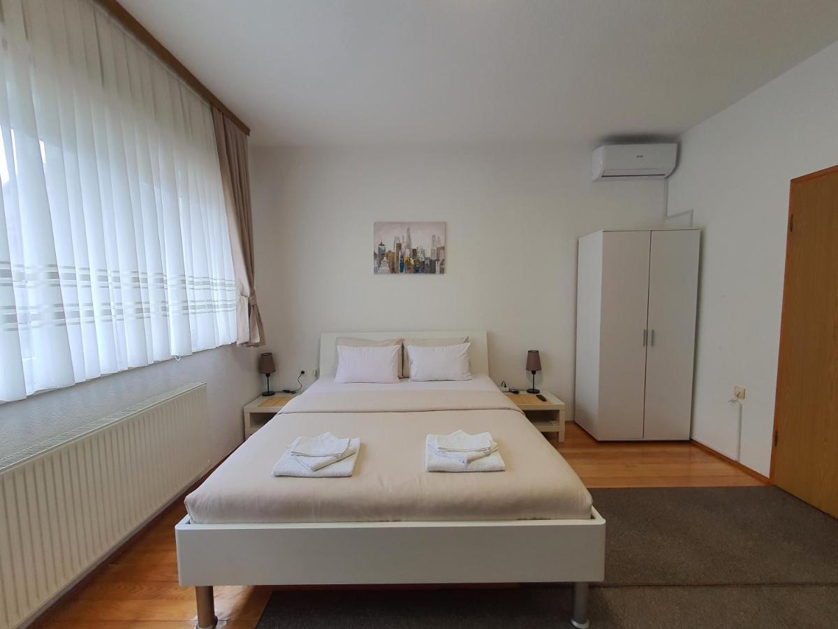 Studio Apartman 11 Bihać Eksteriør billede