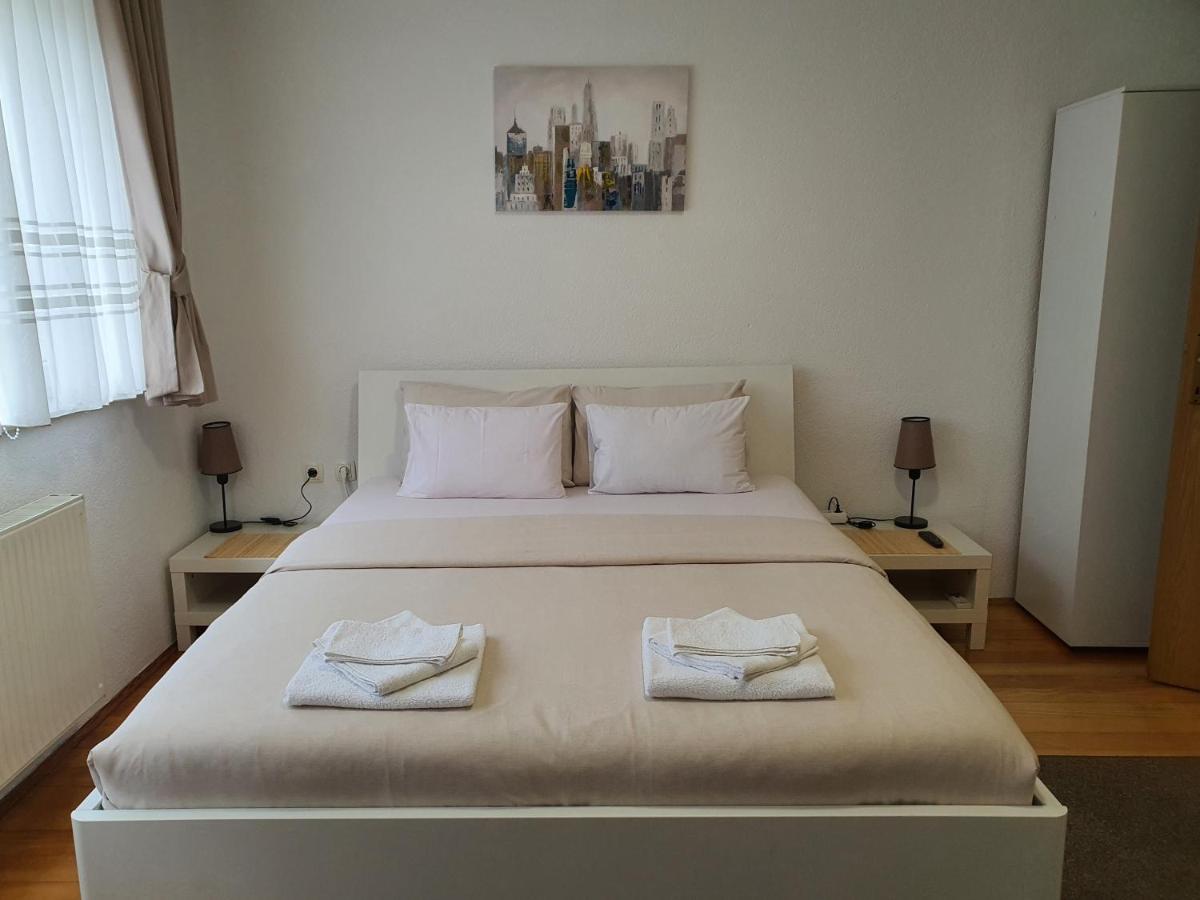 Studio Apartman 11 Bihać Eksteriør billede